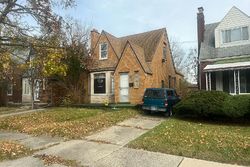 Pre-foreclosure in  WASHBURN ST Detroit, MI 48221