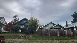 Pre-foreclosure in  S G ST Tacoma, WA 98418