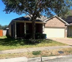 Pre-foreclosure in  CANVASBACK LN Houston, TX 77047