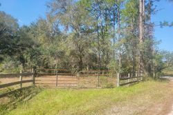 Pre-foreclosure in  SE 195TH ST Inglis, FL 34449