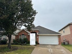 Pre-foreclosure in  LODESTONE LN Fort Worth, TX 76123