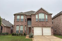 Pre-foreclosure in  SPINNING GLEN ST Euless, TX 76040