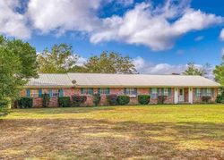 Pre-foreclosure in  SEGREST RD Milton, FL 32571