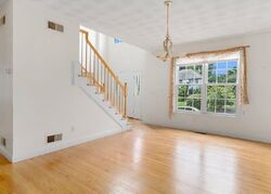 Pre-foreclosure in  RIDGEVALE CT Cranston, RI 02921