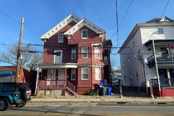 Pre-foreclosure in  MANTON AVE Providence, RI 02909