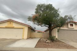 Pre-foreclosure in  W BLACKBIRD DR Tucson, AZ 85742