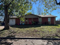  W Taylor Ave, Mcalester OK