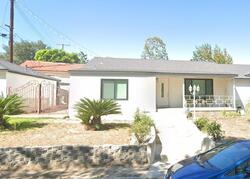 Pre-foreclosure in  MALAFIA DR Glendale, CA 91208