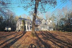 Pre-foreclosure in  SHEPHERDS LN Epping, NH 03042