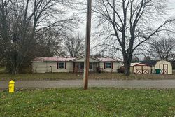 Pre-foreclosure in  BEARD ST Frazeysburg, OH 43822