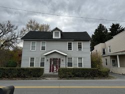 Pre-foreclosure in  ELM ST Watervliet, NY 12189