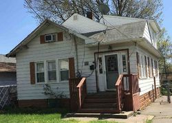 Pre-foreclosure in  S ROBERT ST Sewaren, NJ 07077