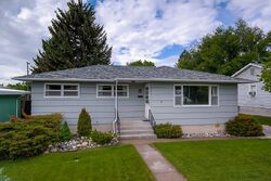 Pre-foreclosure in  PARKHILL DR Billings, MT 59102