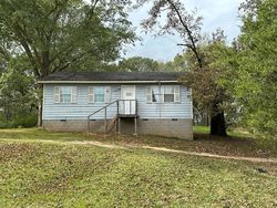 Pre-foreclosure in  SANDHILL AVE Baldwyn, MS 38824