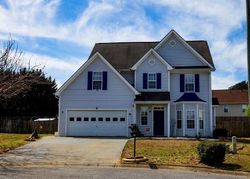 Pre-foreclosure in  HAMPTON WAY Canton, GA 30115