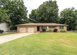 Pre-foreclosure in  WILLOW COVE RD SE Huntsville, AL 35802