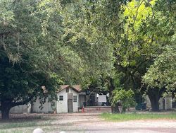 Pre-foreclosure in  NE 8TH AVE Miami, FL 33162