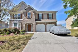 Pre-foreclosure in  PRESERVE RUN TRL Loganville, GA 30052