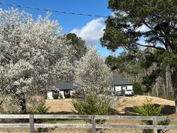 Pre-foreclosure in  RABBIT FARM RD Loganville, GA 30052