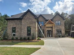 Pre-foreclosure in  MATISSE LN Fairburn, GA 30213