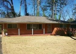 Pre-foreclosure in  CALLOWAY DR NW Atlanta, GA 30314