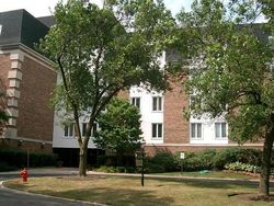 Pre-foreclosure in  LAKE BLVD  Buffalo Grove, IL 60089