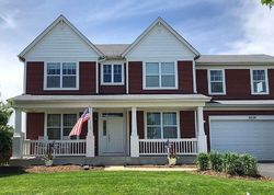 Pre-foreclosure in  CARPENTER AVE Oswego, IL 60543