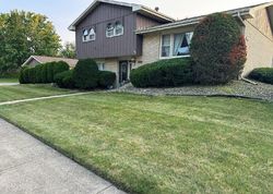 Pre-foreclosure in  160TH PL Tinley Park, IL 60477