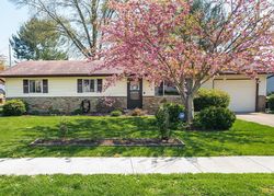 Pre-foreclosure in  W FAIRINGTON DR Bloomington, IN 47403