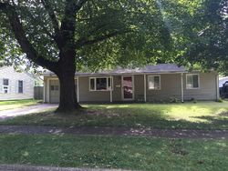 Pre-foreclosure in  LEXINGTON RD Evansville, IN 47710