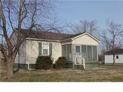 Pre-foreclosure in  COLONIAL GARDEN RD Evansville, IN 47715