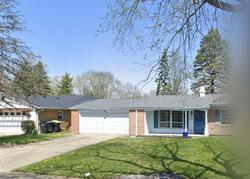 Pre-foreclosure in  COUNTRY CLUB LN Anderson, IN 46011