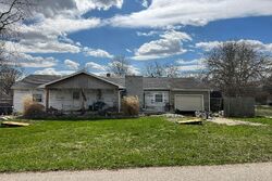 Pre-foreclosure in  E MEIKS RD Shelbyville, IN 46176