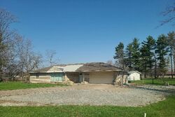 Pre-foreclosure in  W US HIGHWAY 36 Pendleton, IN 46064