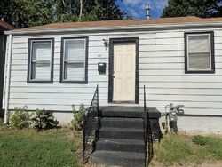 Pre-foreclosure in  E 10TH ST Jeffersonville, IN 47130