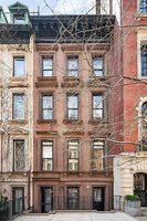 Pre-foreclosure in  E 71ST ST New York, NY 10021