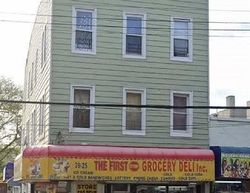 Pre-foreclosure in  WHITE PLAINS RD Bronx, NY 10466