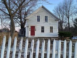 Pre-foreclosure in  BOSTON RD Sutton, MA 01590