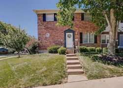 Pre-foreclosure Listing in TOREADOR DR SAINT LOUIS, MO 63141