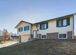 Pre-foreclosure in  W OLYMPIC CIR Lincoln, NE 68524