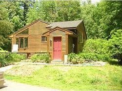 Pre-foreclosure in  MAMMOTH RD Londonderry, NH 03053