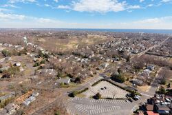 Pre-foreclosure in  NEW BEDFORD RD Spring Lake, NJ 07762