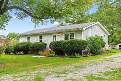 Pre-foreclosure Listing in BRICK MILL RD COATS, NC 27521