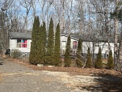  Log Cabin Ln, Nebo NC