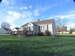 Pre-foreclosure in  SARA LEE AVE Lima, OH 45806