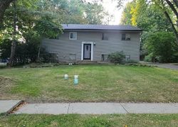 Pre-foreclosure in  RICHARDS DR Strongsville, OH 44149