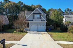 Pre-foreclosure in  HALLE RD Johns Island, SC 29455