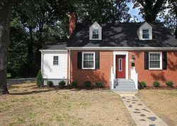 Pre-foreclosure in  GREYSTONE AVE Richmond, VA 23224