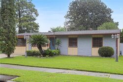 Pre-foreclosure in  COOPER RD Gretna, LA 70056