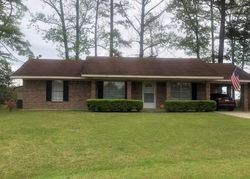 Pre-foreclosure in  HILLSIDE CIR West Monroe, LA 71291